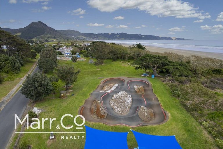 Photo of property in 16 Tui Street, Ahipara, Kaitaia, 0481
