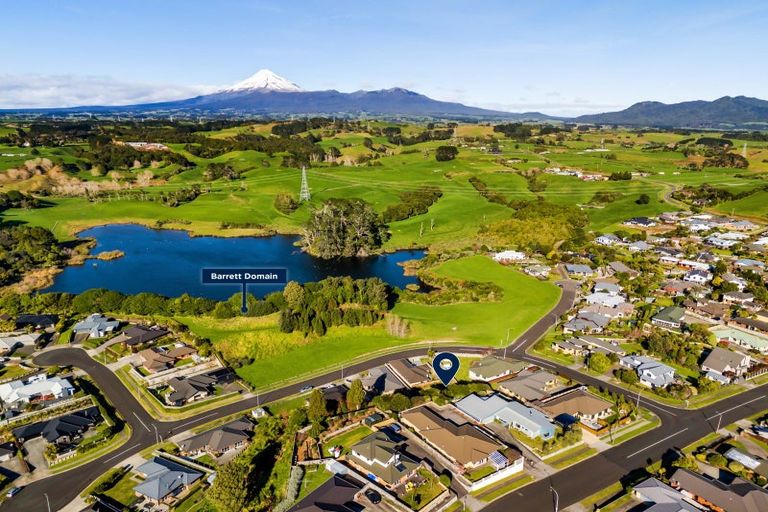 Photo of property in 7 Rotokare Crescent, Whalers Gate, New Plymouth, 4310