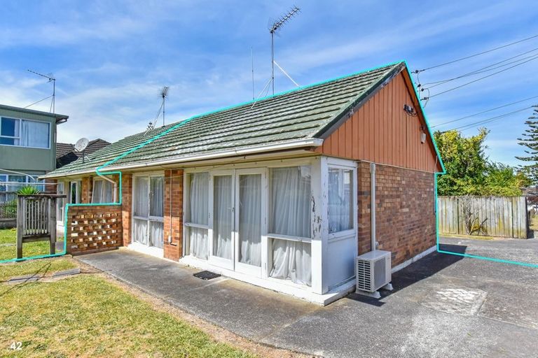 Photo of property in 42 Mcannalley Street, Manurewa East, Auckland, 2102
