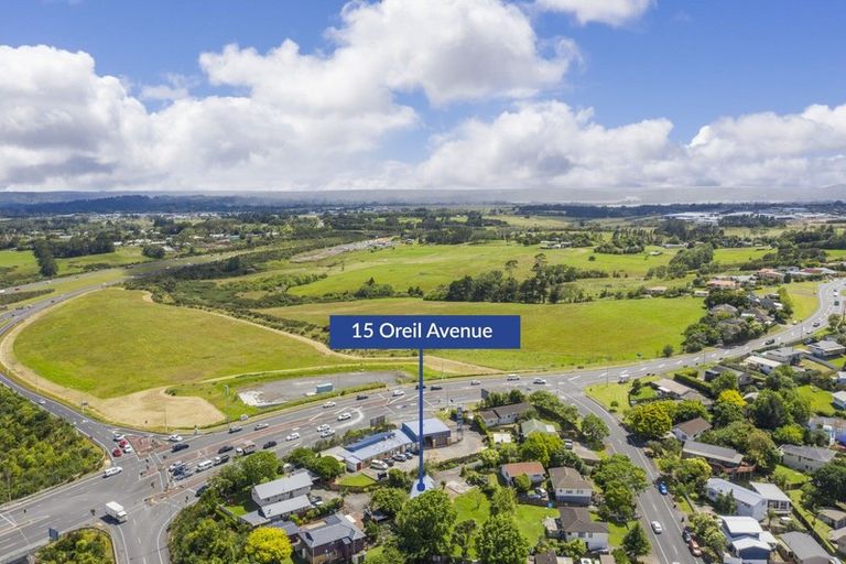 Photo of property in 15 Oreil Avenue, West Harbour, Auckland, 0618