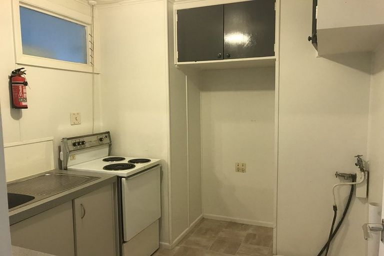 Photo of property in 73 Volga Street, Island Bay, Wellington, 6023