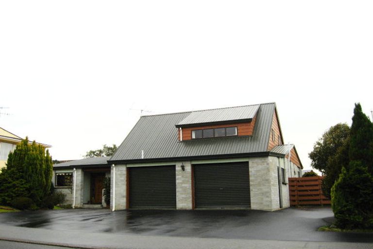 Photo of property in 22 Kauri Terrace, Hargest, Invercargill, 9810