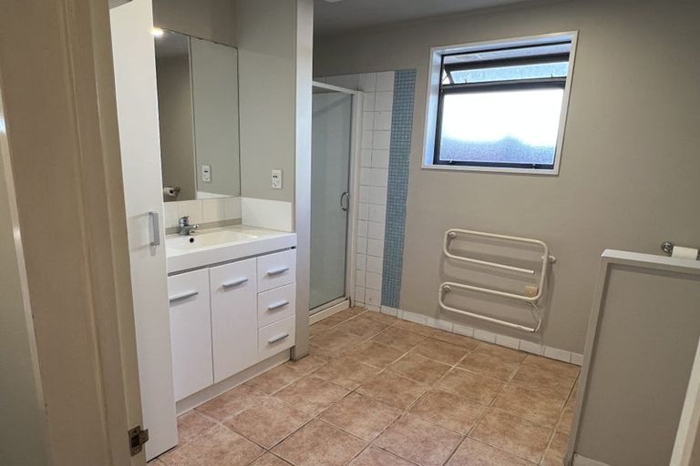Photo of property in 2 Bellbrook Crescent, Shirley, Christchurch, 8013
