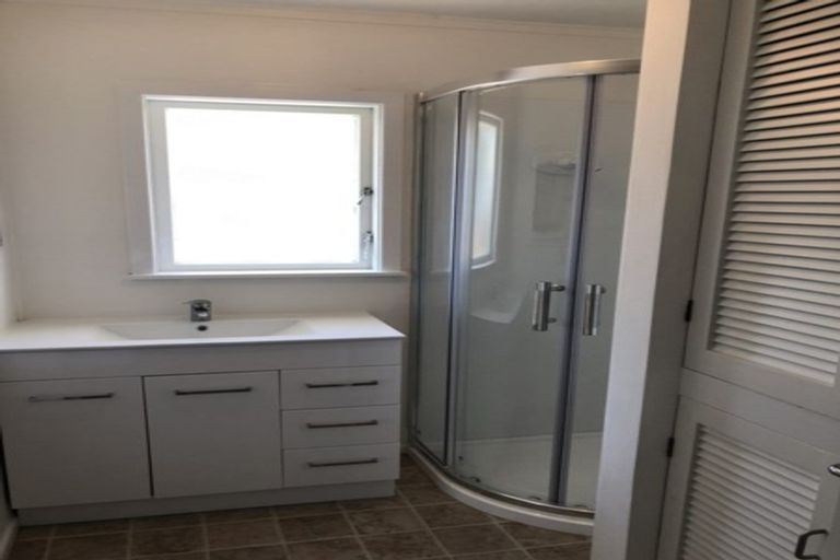 Photo of property in 9 Chartwell Avenue, Glenfield, Auckland, 0629