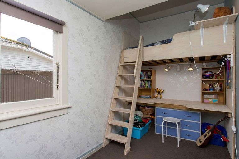 Photo of property in 35 Dampier Street, Woolston, Christchurch, 8023