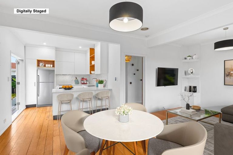 Photo of property in 50 Hollis Road, Paraparaumu Beach, Paraparaumu, 5032