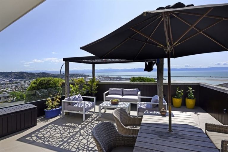 Photo of property in 38 Davies Drive, Atawhai, Nelson, 7010