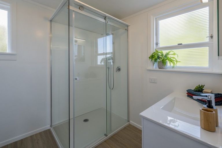 Photo of property in 35 Chester Street, Levin, 5510