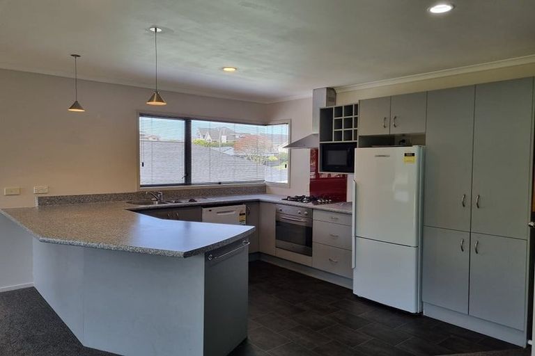 Photo of property in 83 Oranga Street, Westown, New Plymouth, 4310