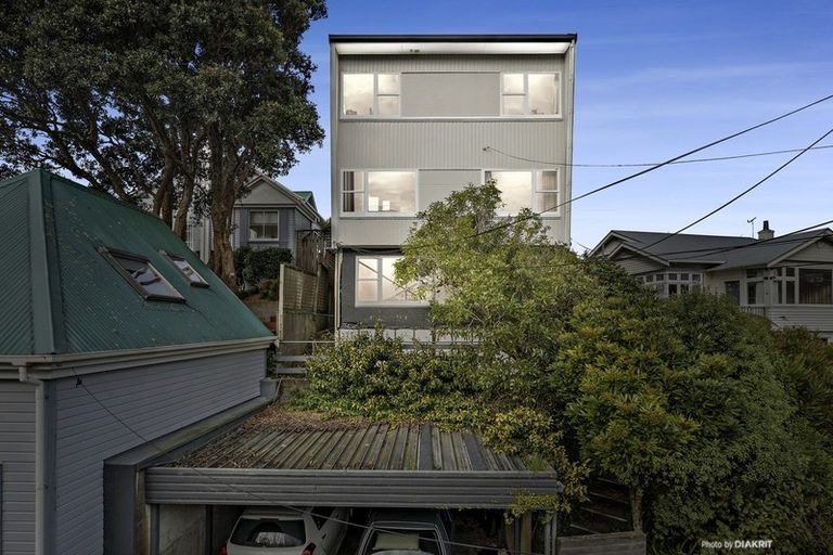 Photo of property in 7 Ninian Street, Highbury, Wellington, 6012