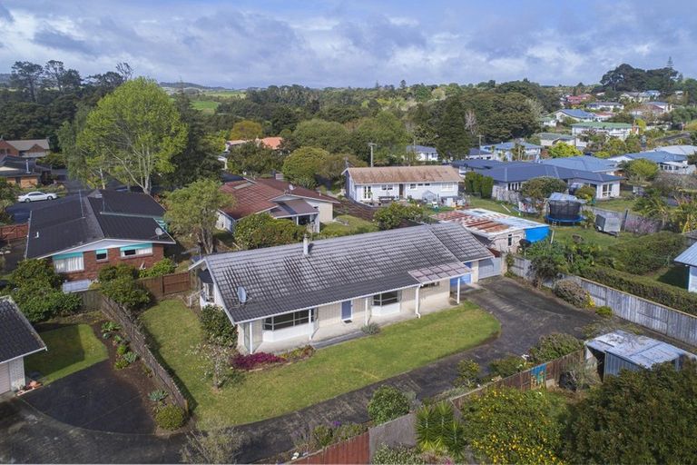 Property details for 48 Puriri Park Road, Maunu, Whangarei, 0110