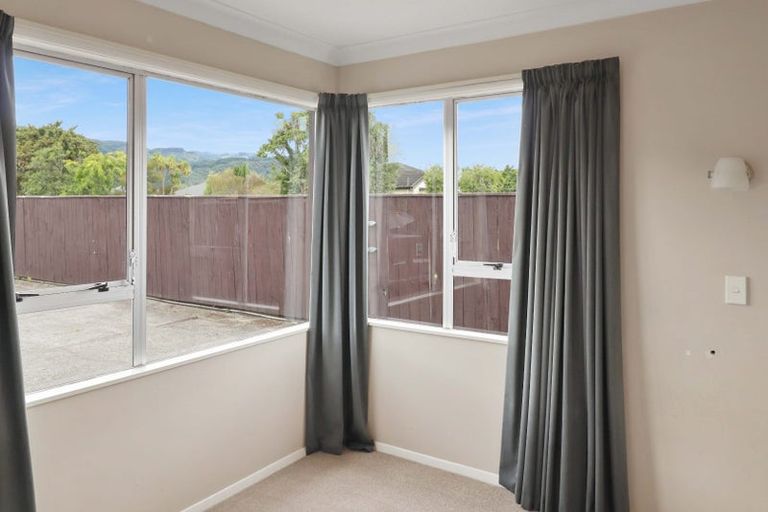 Photo of property in 270a Fergusson Drive, Heretaunga, Upper Hutt, 5018