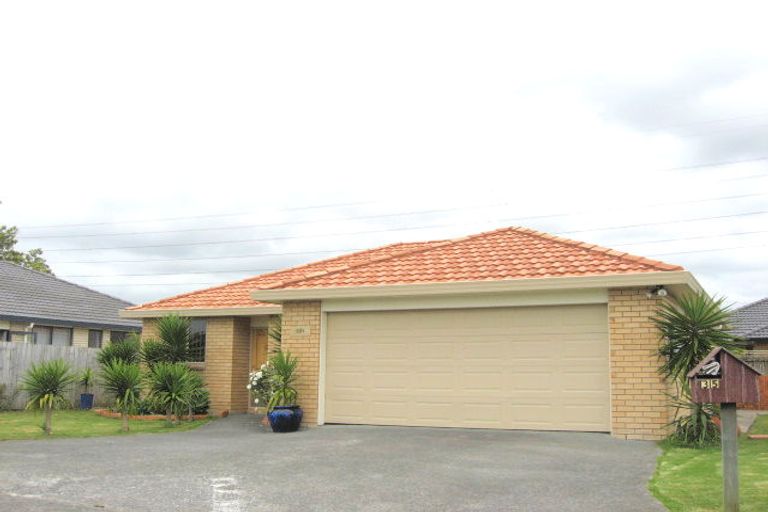 Photo of property in 35 Pateke Drive, Takanini, 2112