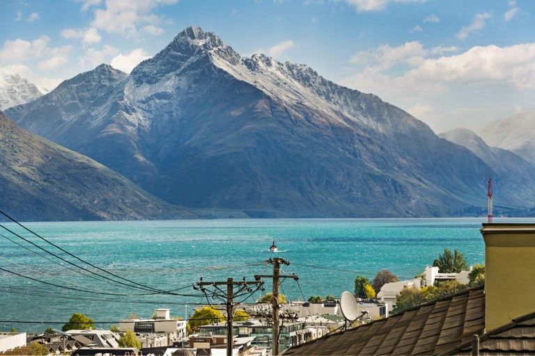 Photo of property in 5a Anderson Heights, Queenstown, 9300
