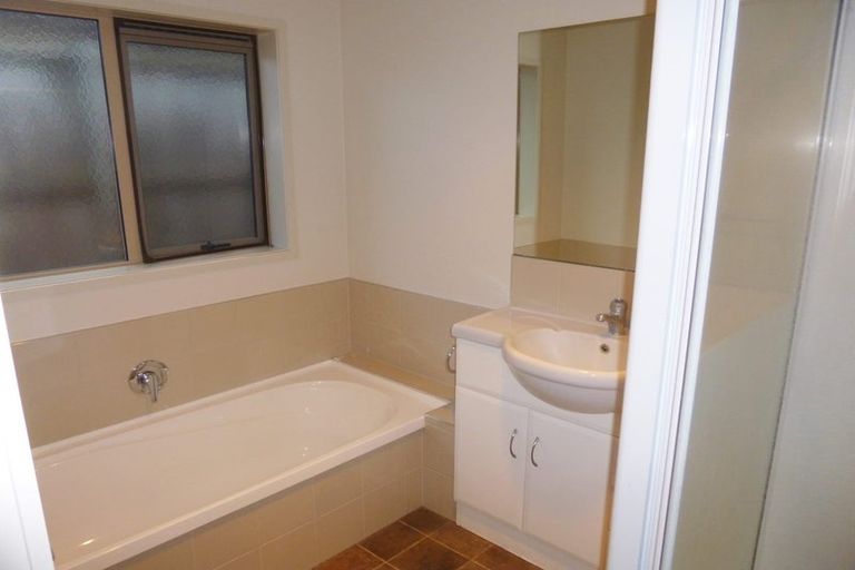 Photo of property in 53 Te Manatu Drive, Huntington, Hamilton, 3210