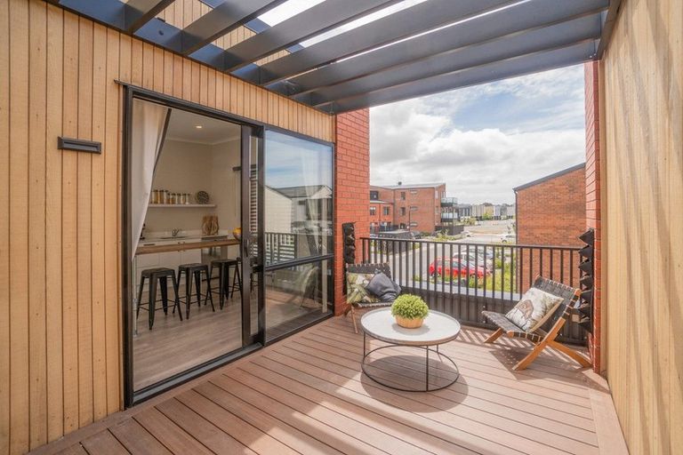 Photo of property in 18 Kerewhenua Crescent, Hobsonville, Auckland, 0616