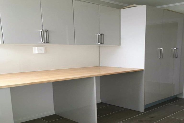 Photo of property in 127 Major Drive, Kelson, Lower Hutt, 5010