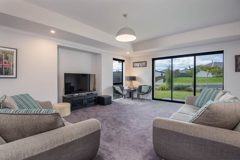 Photo of property in 30 Calluna Crescent, Mosgiel, 9024