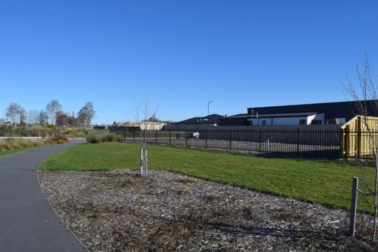 Photo of property in 84 Glenturret Drive, Casebrook, Christchurch, 8051