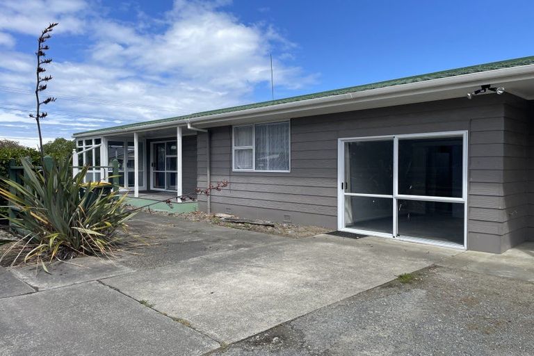 Photo of property in 51 Seabury Avenue, Foxton Beach, Foxton, 4815