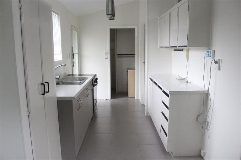 Photo of property in 17 Marybeth Place, Rosehill, Papakura, 2113