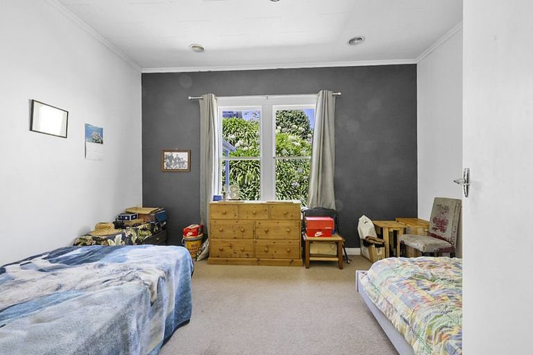 Photo of property in 73 Oranga Street, Westown, New Plymouth, 4310