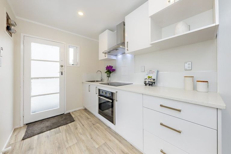 Photo of property in 2/187a Buckland Road, Mangere East, Auckland, 2024