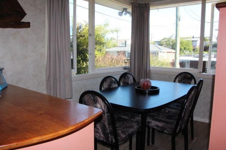 Photo of property in 5 Sherratt Street, West End, Timaru, 7910