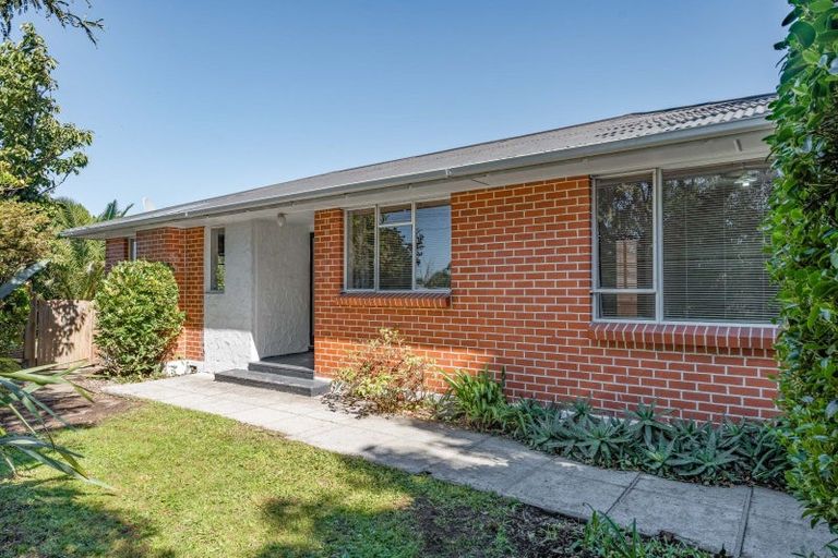 Photo of property in 118 Brandon Street, Featherston, 5710