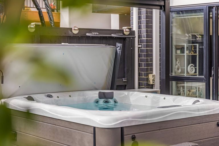 Photo of property in 140 Totara Road, Whenuapai, Auckland, 0618