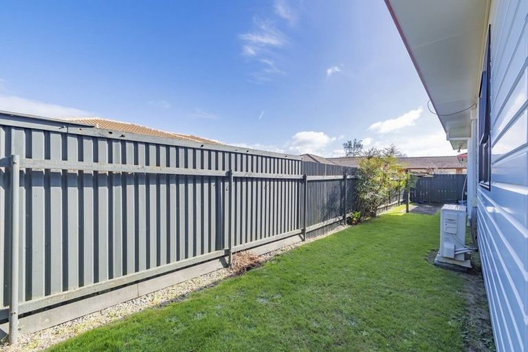 Photo of property in 13a Youngs Road, Papakura, 2110