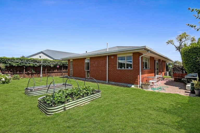 Photo of property in 28 Allard Street, Edgeware, Christchurch, 8013