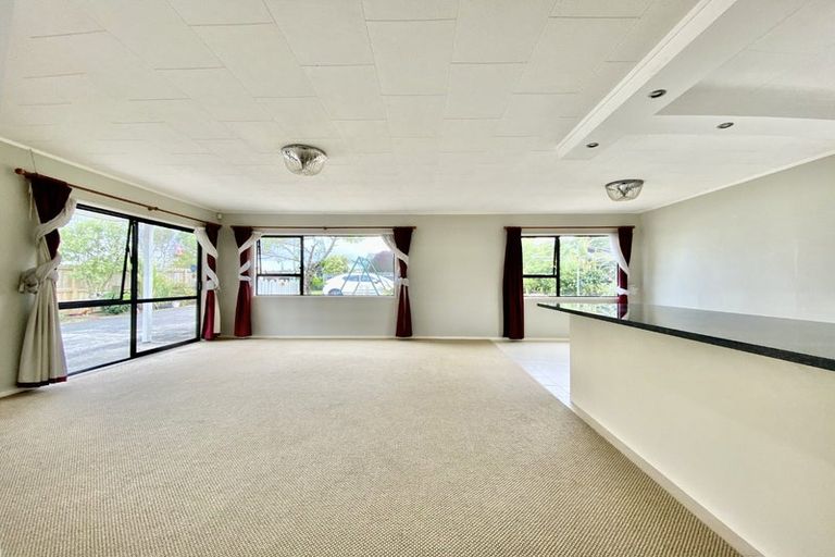 Photo of property in 109 Everglade Drive, Totara Heights, Auckland, 2105