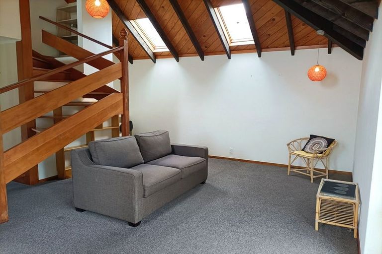 Photo of property in 7a Chestnut Grove, Maungaraki, Lower Hutt, 5010