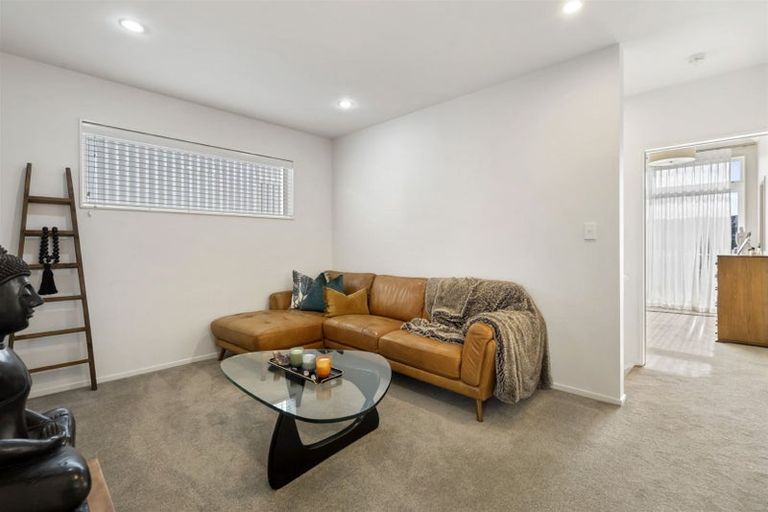 Photo of property in 249 Millwater Parkway, Silverdale, 0932