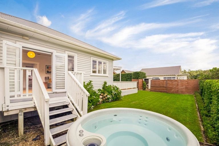 Photo of property in 4 Alice Street, Riverhead, 0820