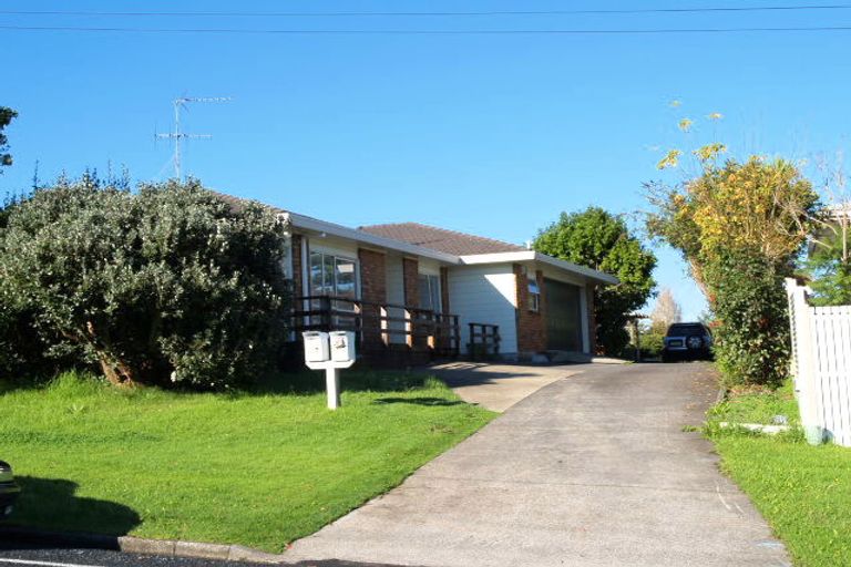 Photo of property in 1/58 Rodney Street, Howick, Auckland, 2014