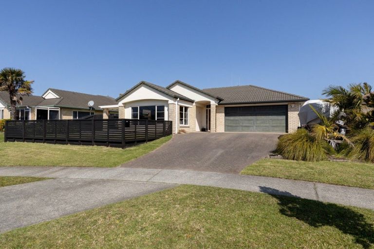 Photo of property in 27 Pacific Cove Drive, Papamoa Beach, Papamoa, 3118