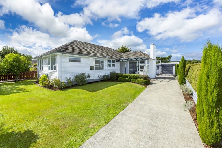 Photo of property in 77 Shakespeare Avenue, Trentham, Upper Hutt, 5018