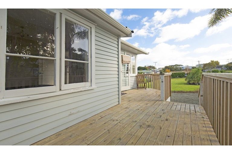 Photo of property in 25 Brandon Road, Manly, Whangaparaoa, 0930