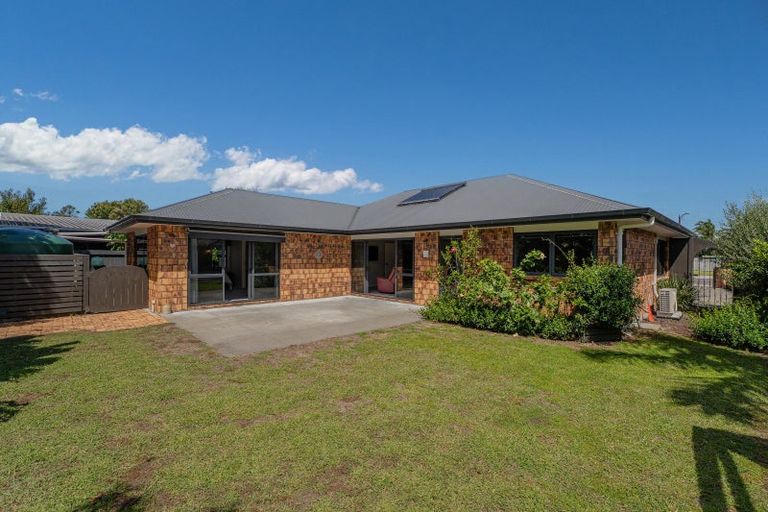 Photo of property in 29 Wells Place, Whitianga, 3510