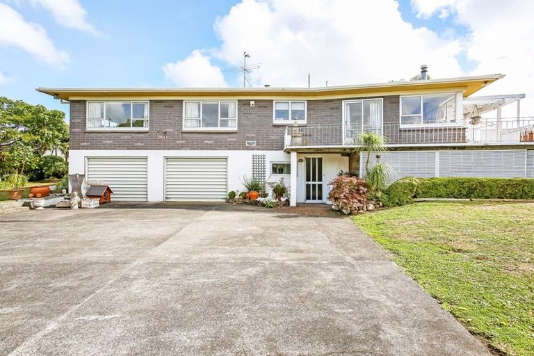 Photo of property in 14 Boundary Road, Opaheke, Papakura, 2113