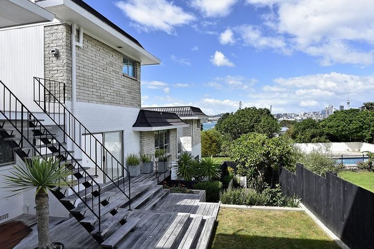 Photo of property in 2/47 Clarence Street, Devonport, Auckland, 0624