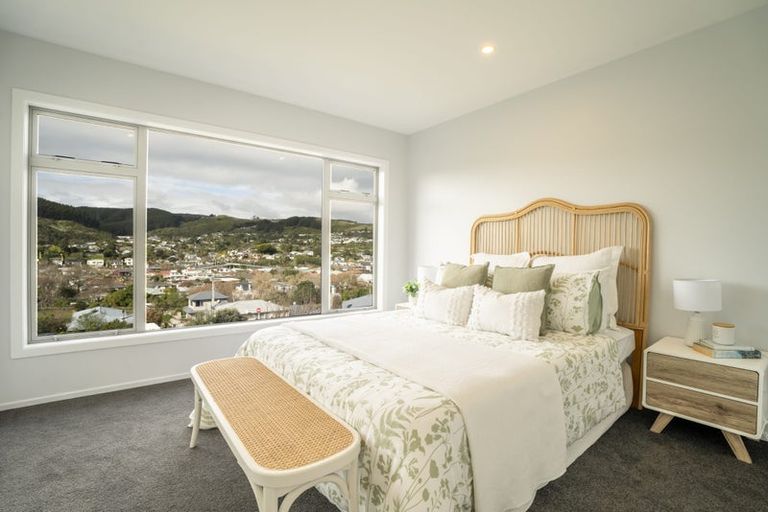 Photo of property in 319 Main Road, Tawa, Wellington, 5028