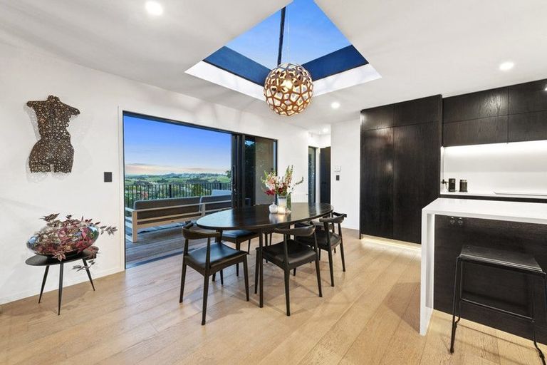 Photo of property in 175 Sandspit Road, Shelly Park, Auckland, 2014