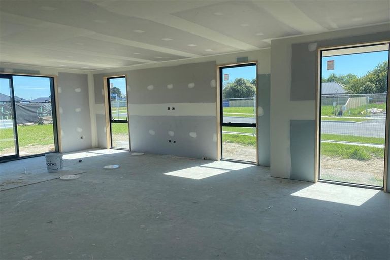 Photo of property in 10 Martini Avenue, Leeston, 7632