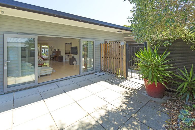 Photo of property in 16 Glengarry Avenue, Manly, Whangaparaoa, 0930