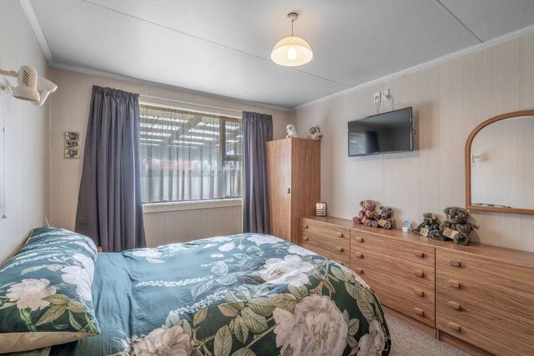 Photo of property in 68 Forfar Crescent, Rockdale, Invercargill, 9812