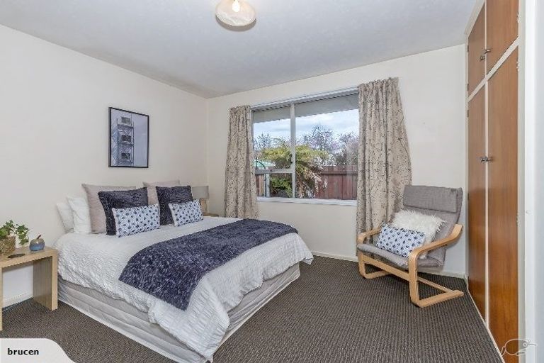 Photo of property in 2/54 Devon Street, Sydenham, Christchurch, 8023