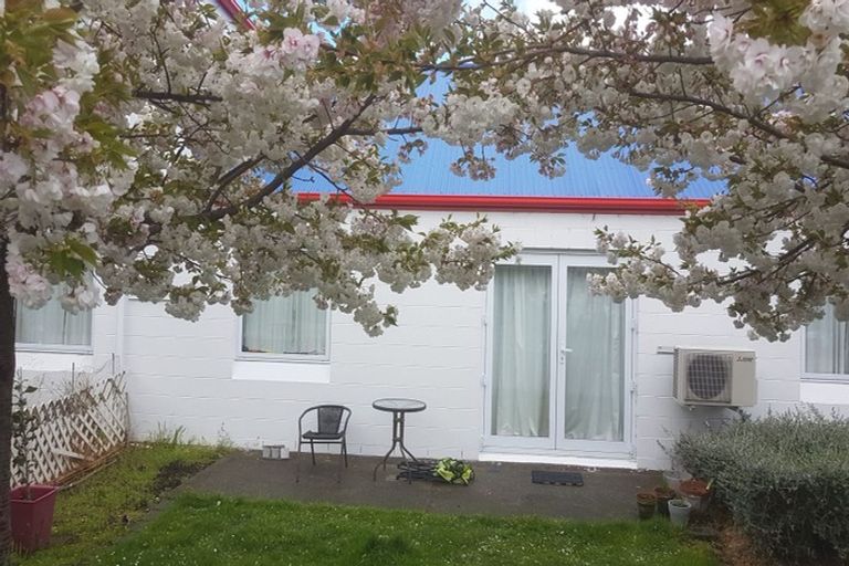 Photo of property in 1 Rue Lavaud, Akaroa, 7520